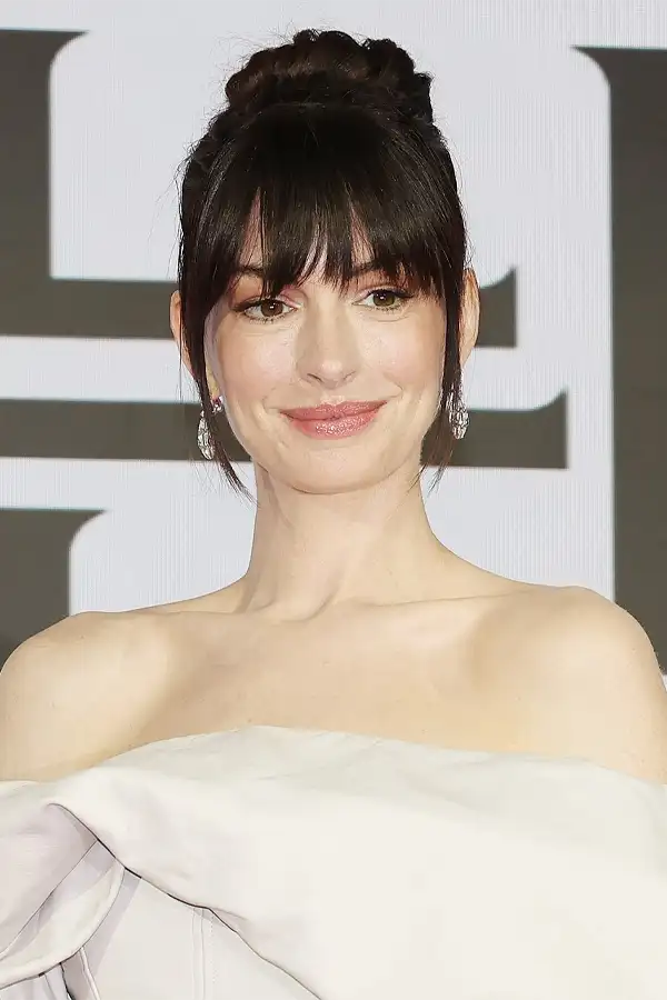 Anne Hathaway